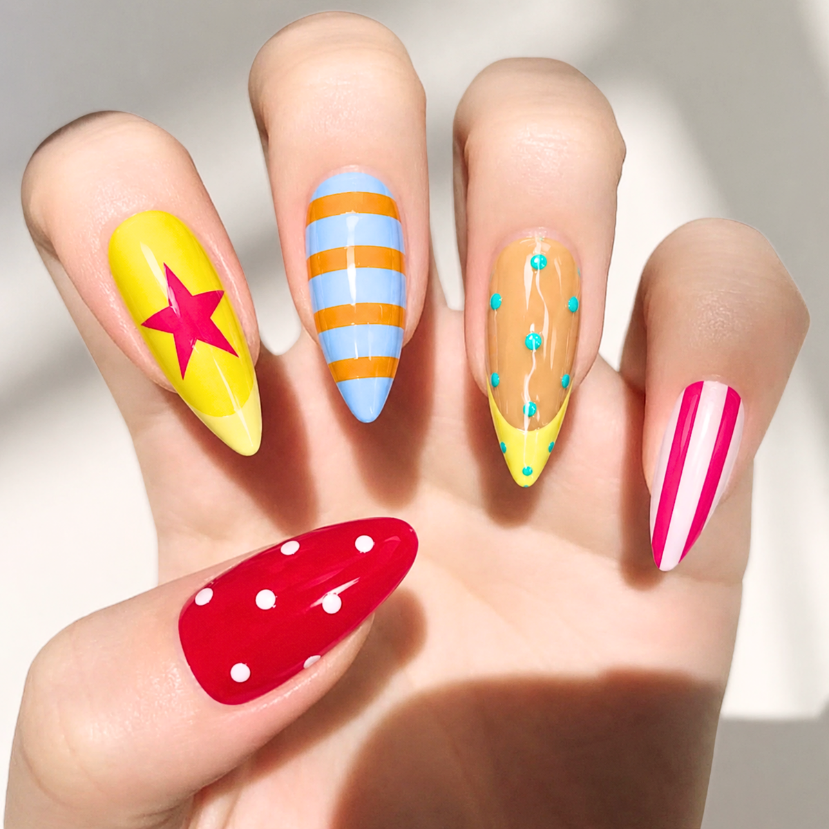 Retro Pop Art Press On Nails, Colorful Star Y2K Almond Nails Handmade Funky Reusable Nail Set
